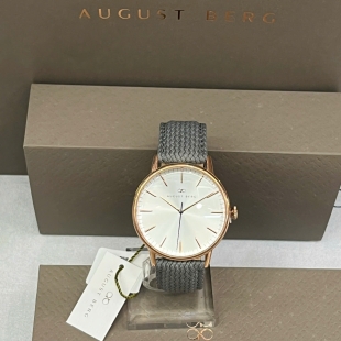 dong-ho-day-da-nam-hieu-august-berg-10240b08vcg9c