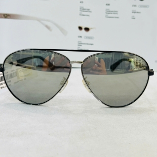 kinh-mat-nam-hieu-police-spl-385g-61-540x